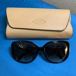 Tods Oversized Black Sunglasses